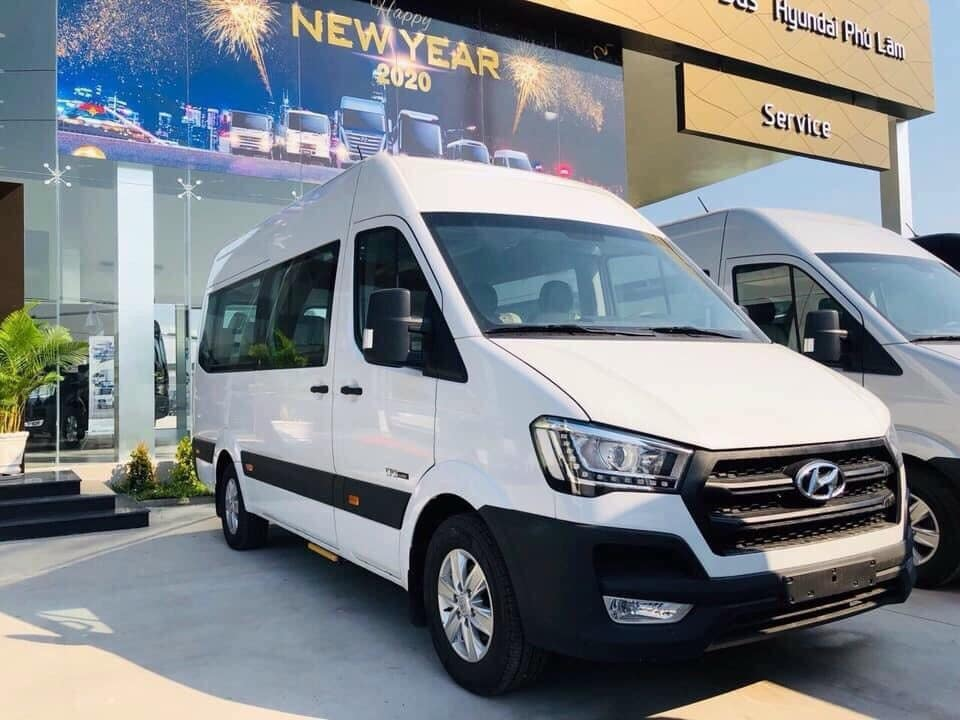 Why Choose DiDu.vn for Car Rental in Ho Chi Minh City, Vietnam?